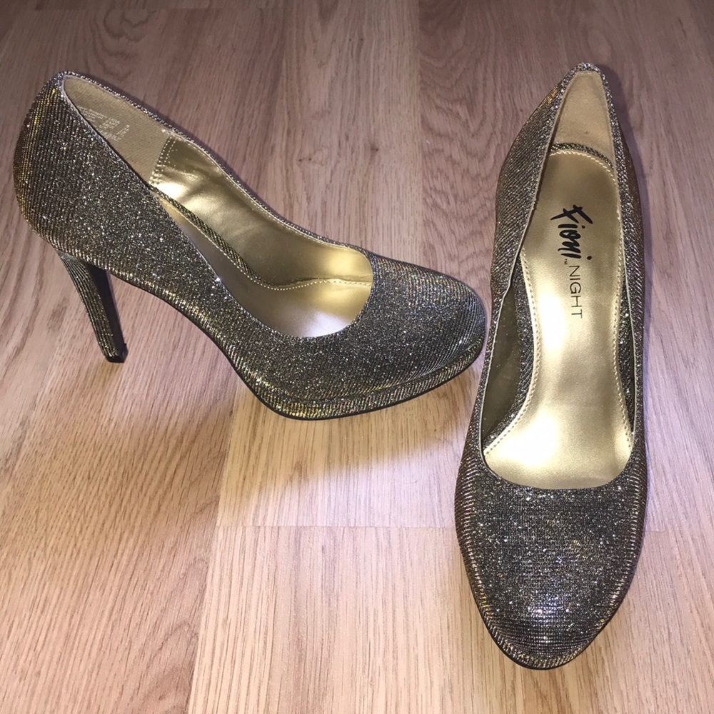 Metallic Gold Pumps